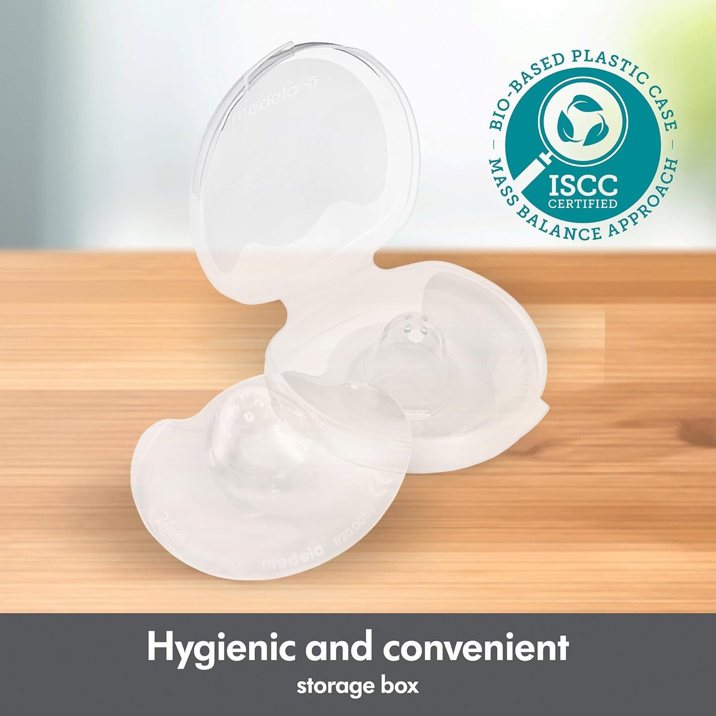 Medela Contact Nipple Shields, Hygienic and Convenient Storage Box for On-the-Go